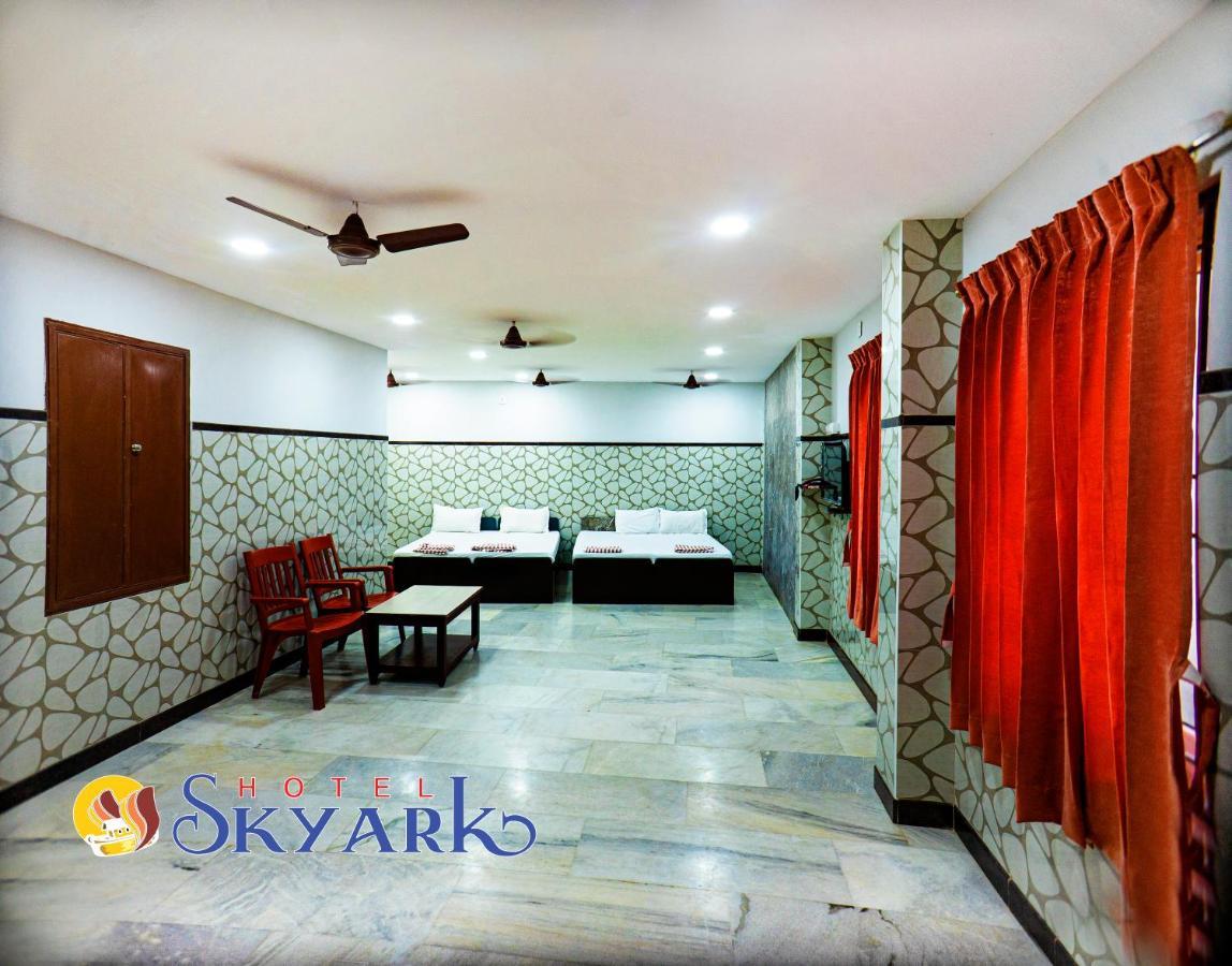 Hotel Skyark Kanyakumari Exteriör bild