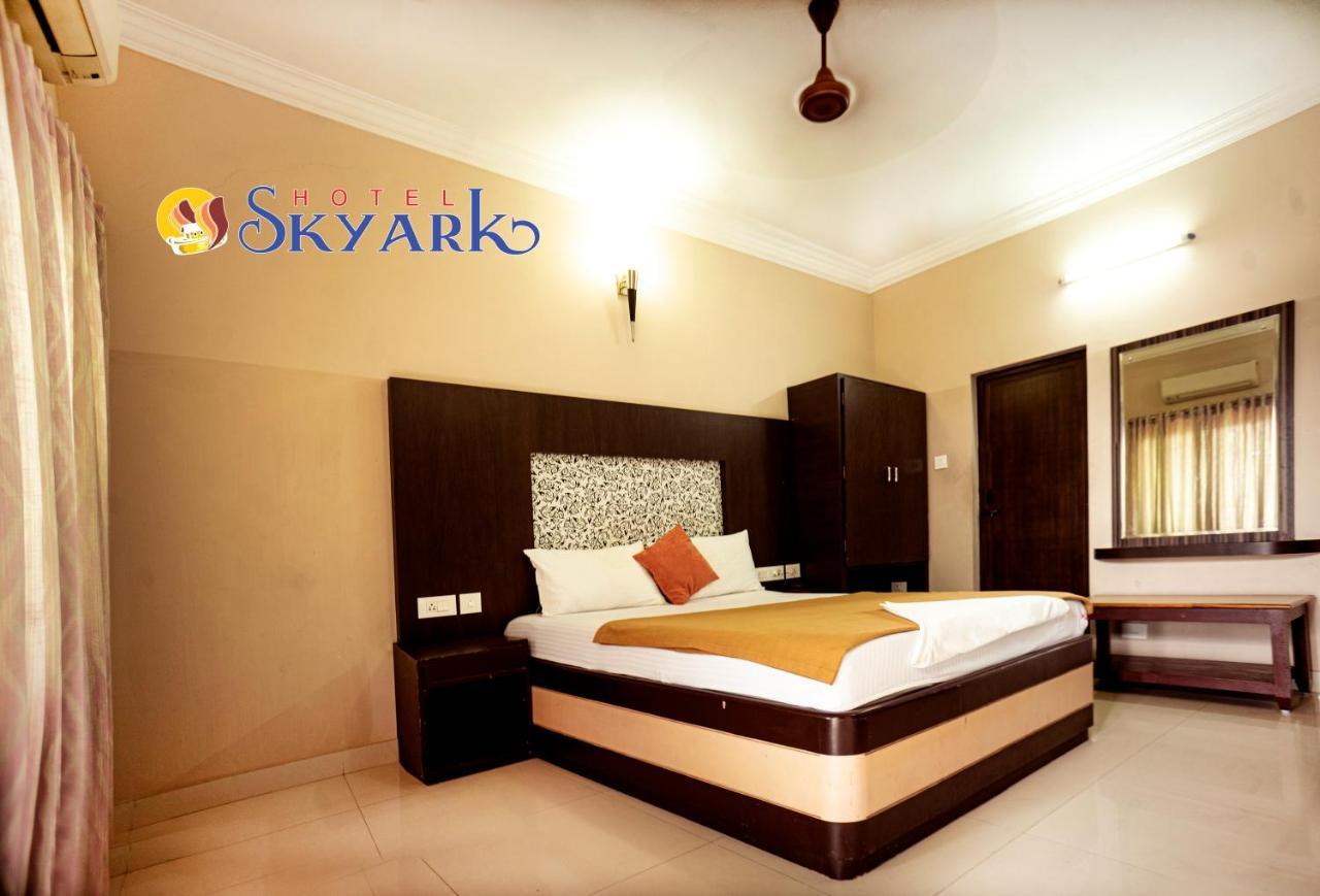 Hotel Skyark Kanyakumari Exteriör bild