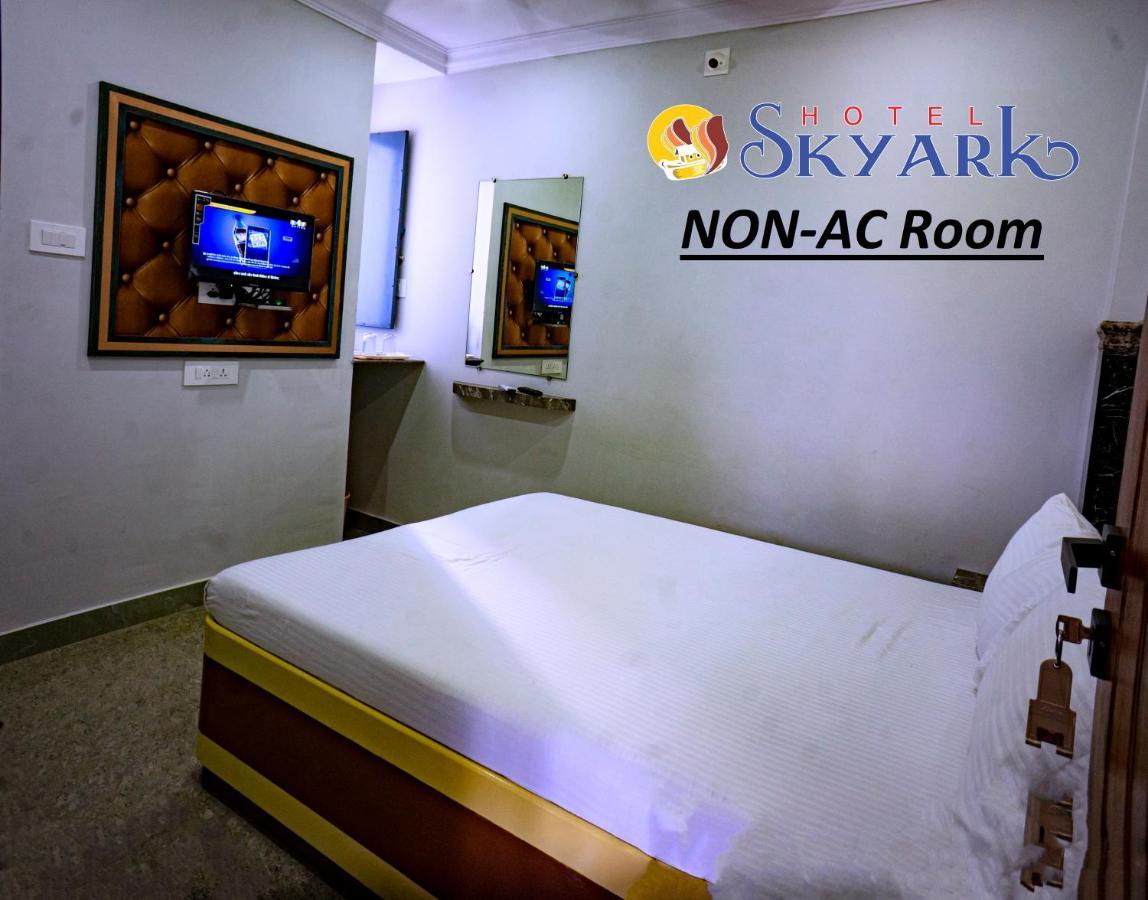 Hotel Skyark Kanyakumari Exteriör bild