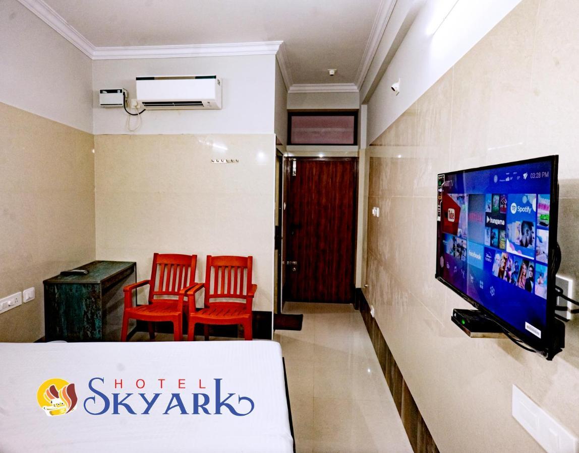 Hotel Skyark Kanyakumari Exteriör bild
