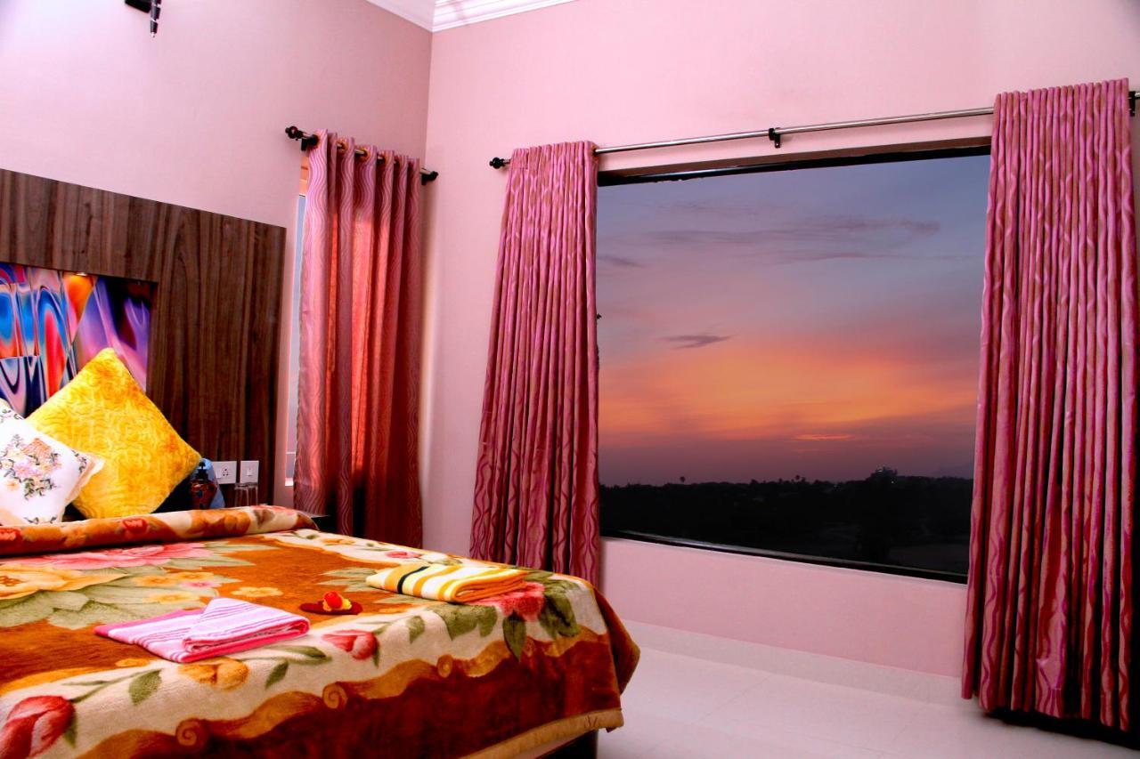 Hotel Skyark Kanyakumari Exteriör bild
