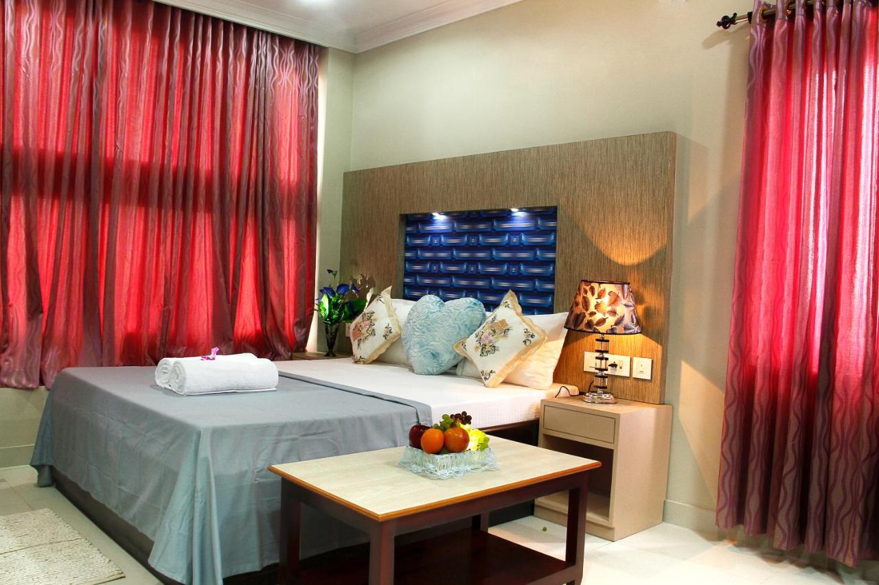 Hotel Skyark Kanyakumari Exteriör bild