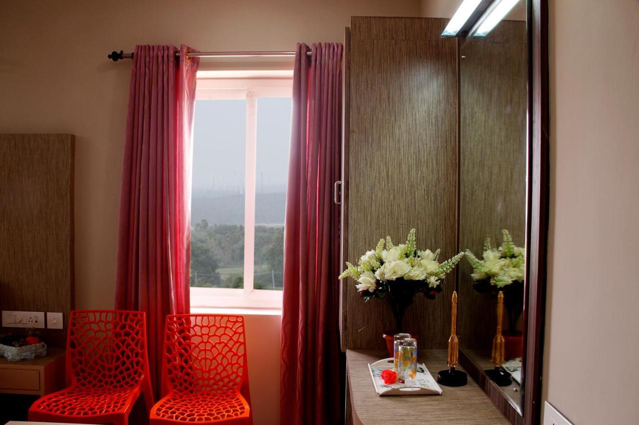 Hotel Skyark Kanyakumari Exteriör bild